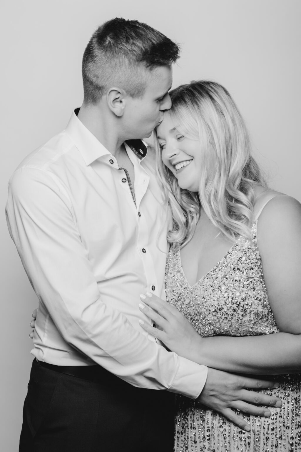 Modern Stilvoll Hochzeitsfotografie Hochzeitsreportagen Deutschlandweit Luxuriös Brautpaare Hochzeitfotografin Hochzeitslocation Bayern Heiraten Gabi Krauß Fotografie